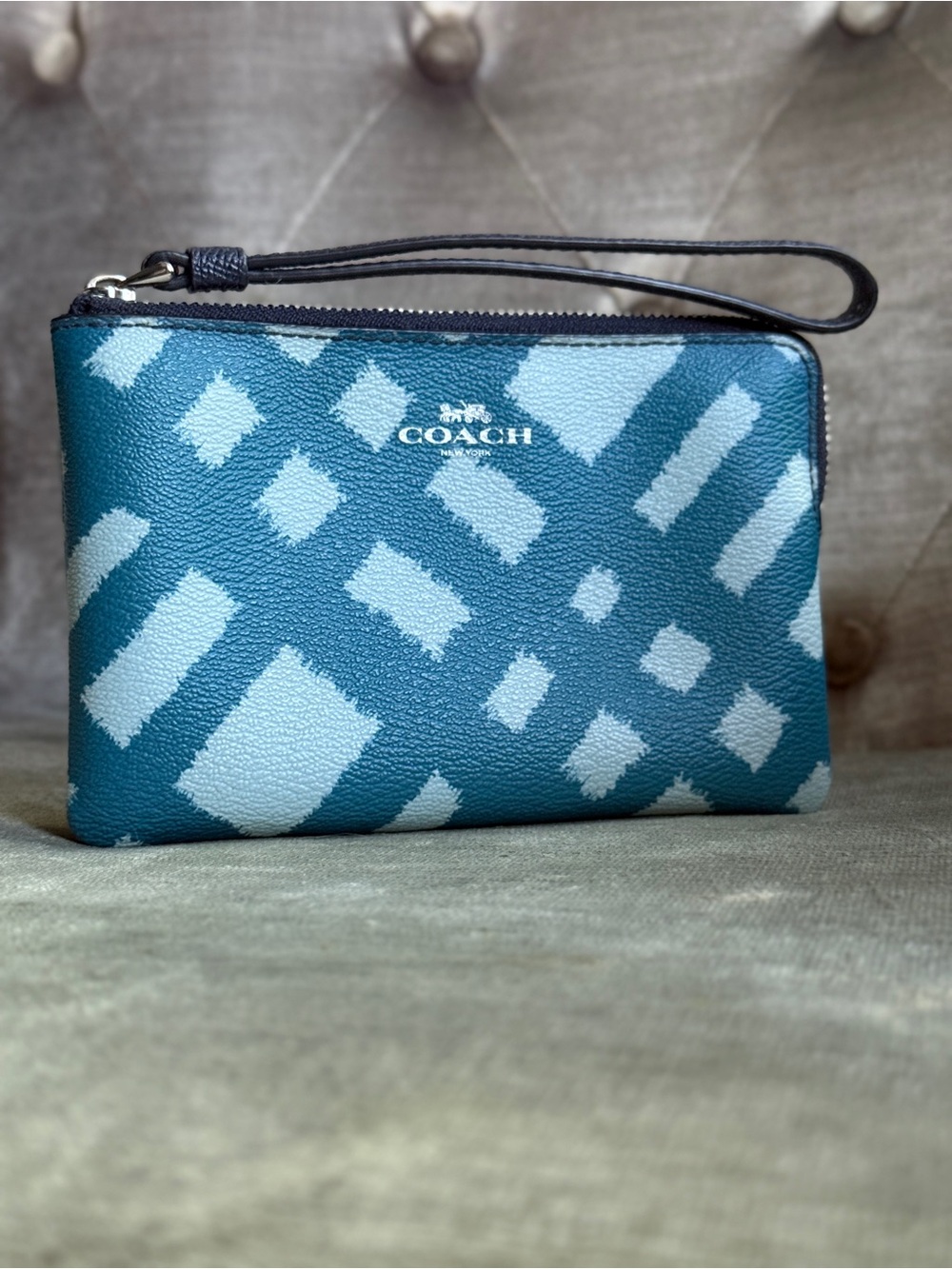 COACH Wild Plaid Print Corner Zip Wristlet Teal Blue F23715